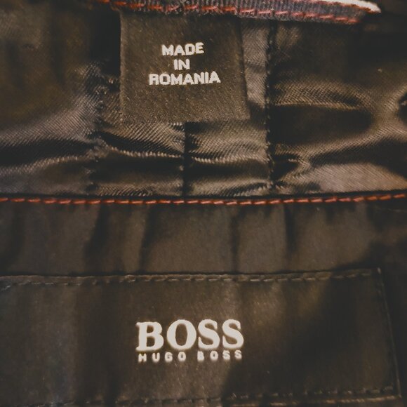 Hugo Boss Wool Cashmere Coat with Inner Bib & Ribbed Collar Size 40R EUC - Picture 8 of 16